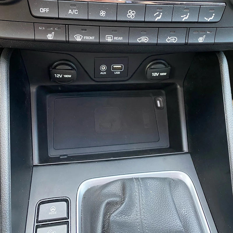 Car wireless charger for Hyundai Tucson 2015 2016 2017 2018 2019 wireless phone charger fast charger charging holder