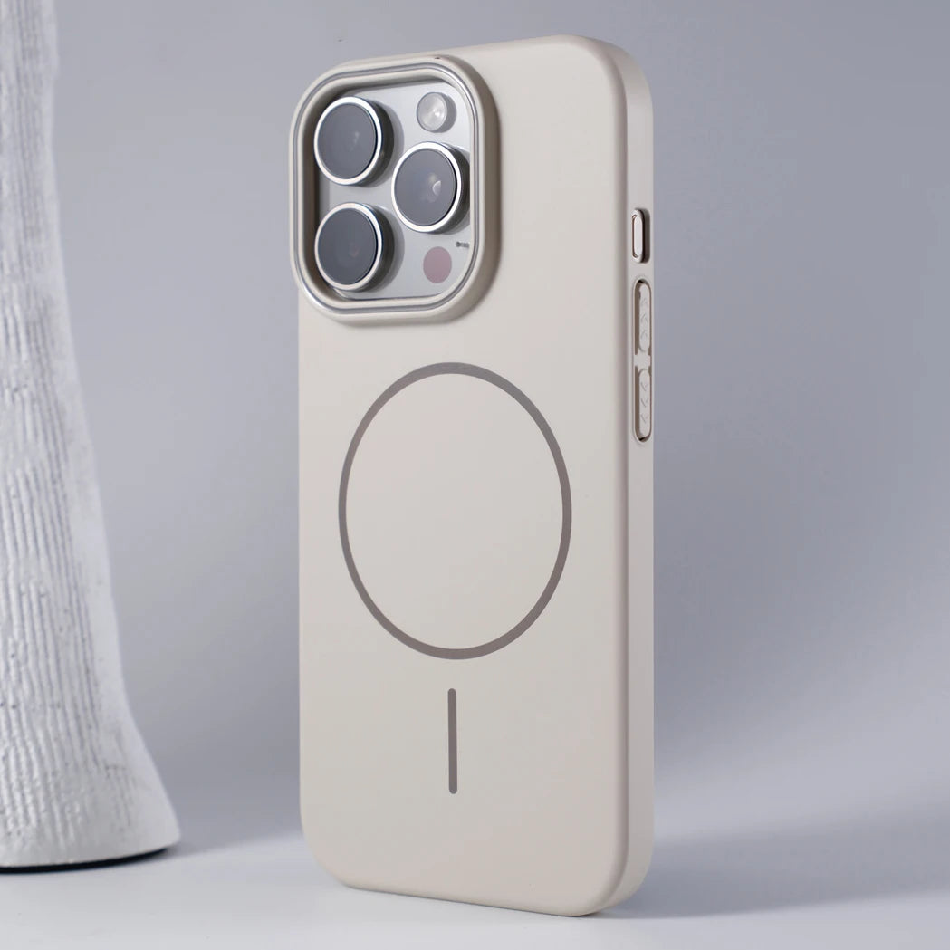 Luxury Original Hard PC For Magsafe Case for iPhone 17 Air 16 15 14 Plus 13 12 Mini 11 Pro Max Shockproof Matte Magnetic Cover